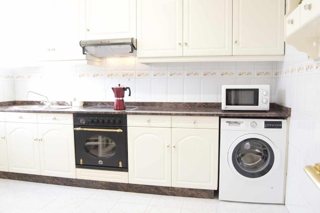 Apartamento Cuntis Ferrol Luaran gambar